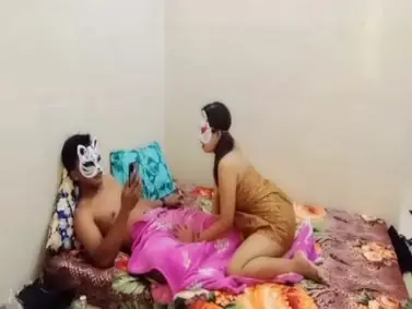 Gaya Klasik Suami Istri Di Ranjang Kamar 2026